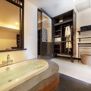 Gold King Suite